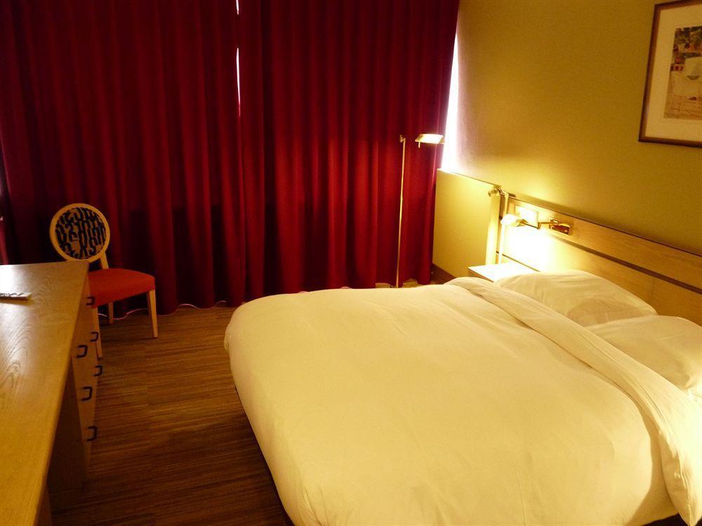 Hotel Olivier Strassen Luaran gambar