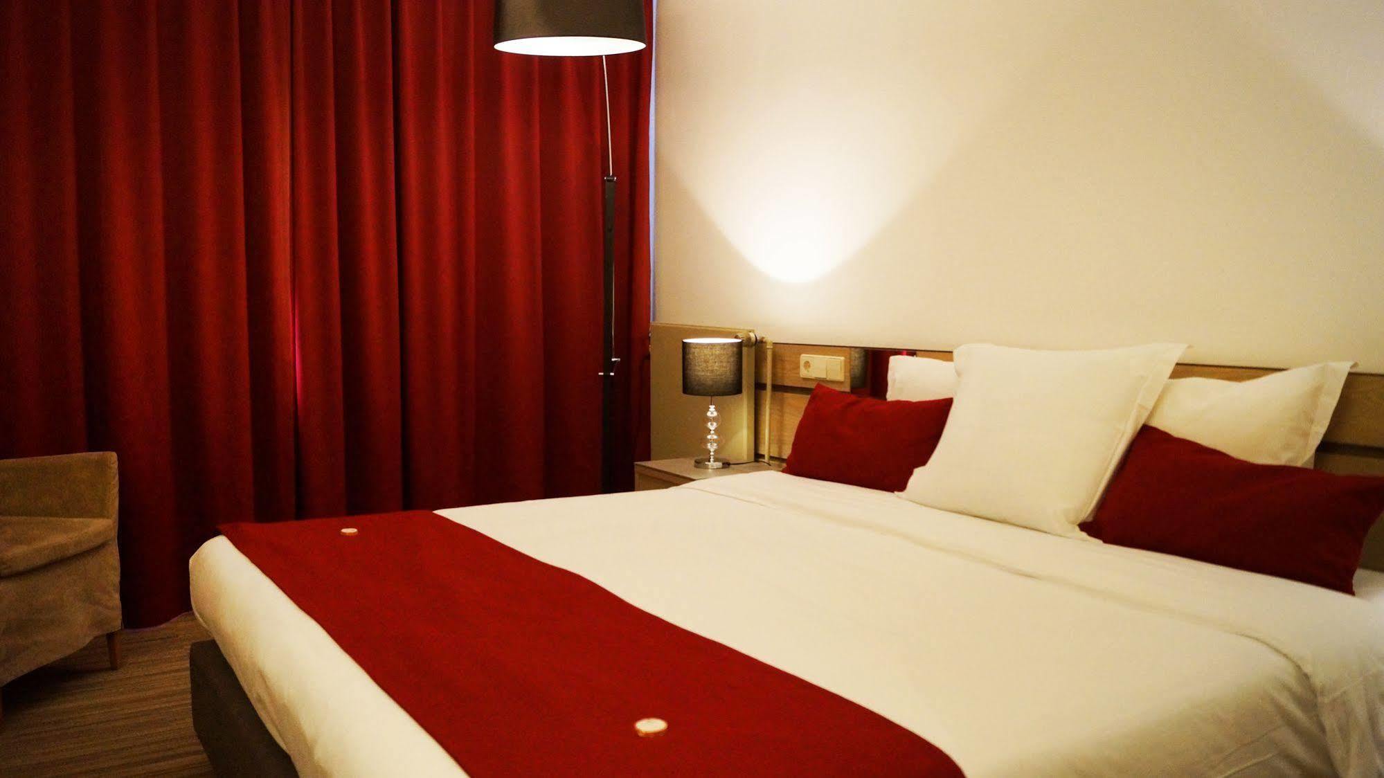 Hotel Olivier Strassen Luaran gambar